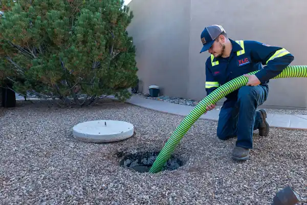 septic tank services El Negro